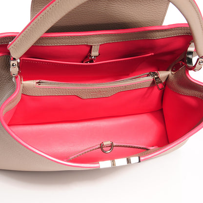 Louis Vuitton Taurillon Capucines MM Galet Litchi 8 of 8