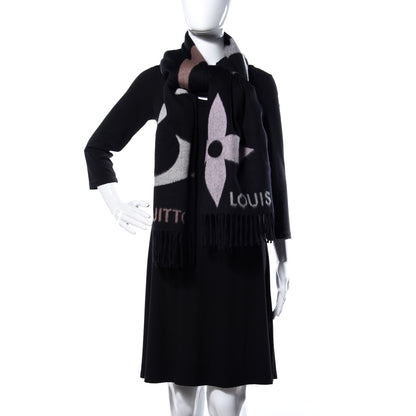 Louis Vuitton Cashmere Wool Monogram Ultimate Scarf Black 2 of 3