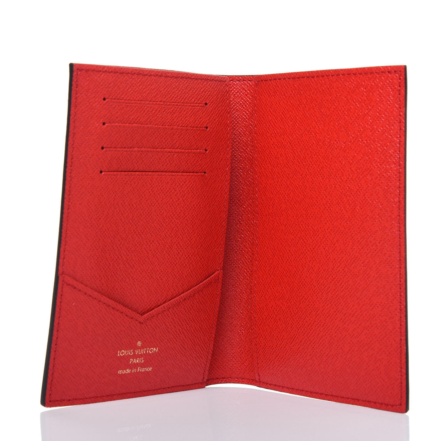 Louis Vuitton Monogram 2019 Christmas Animation Passport Cover Rouge 5 of 9