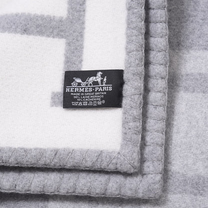 Hermes Wool Cashmere Avalon III Blanket Ecru Gris Clair 2 of 3
