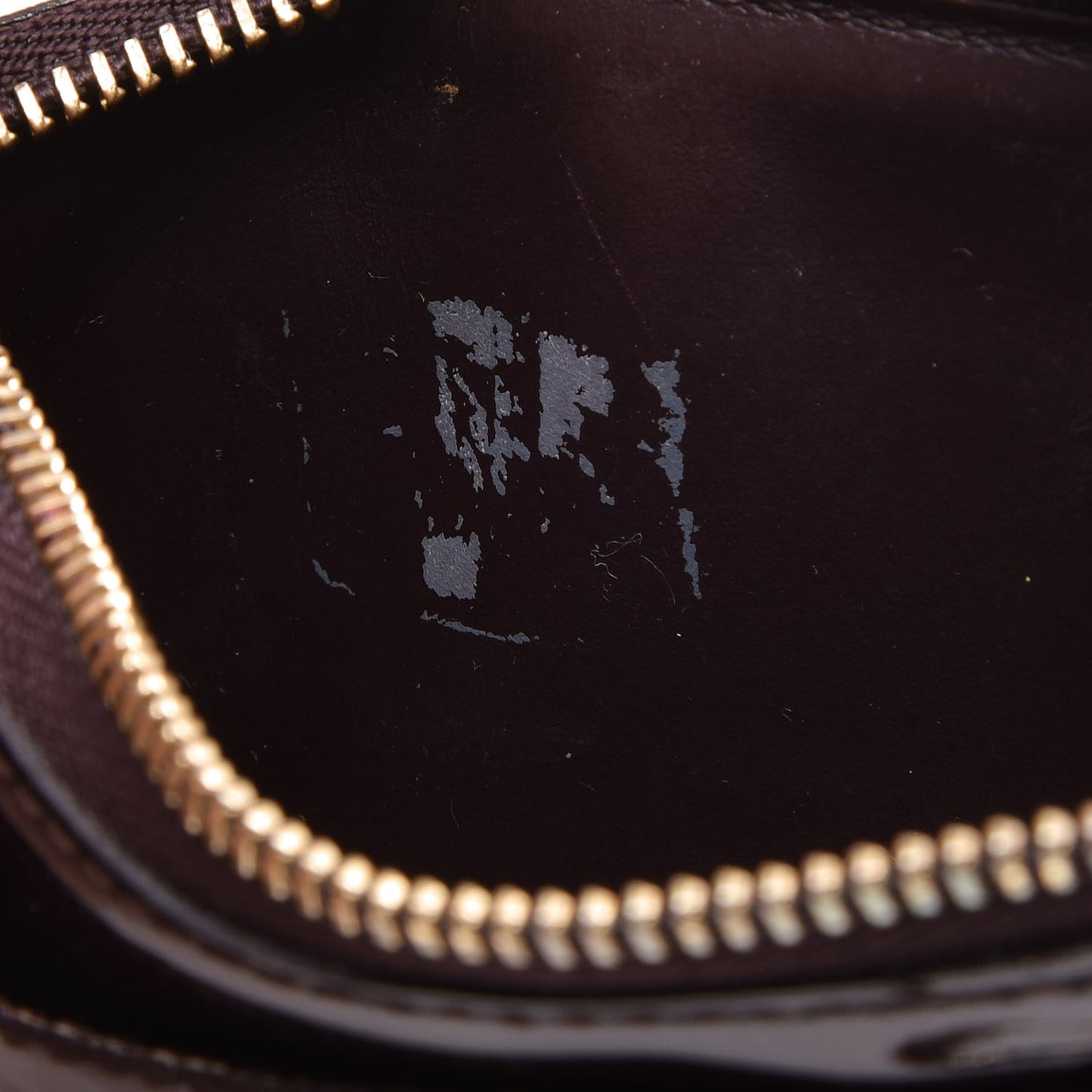 Vernis Key Pouch Amarante