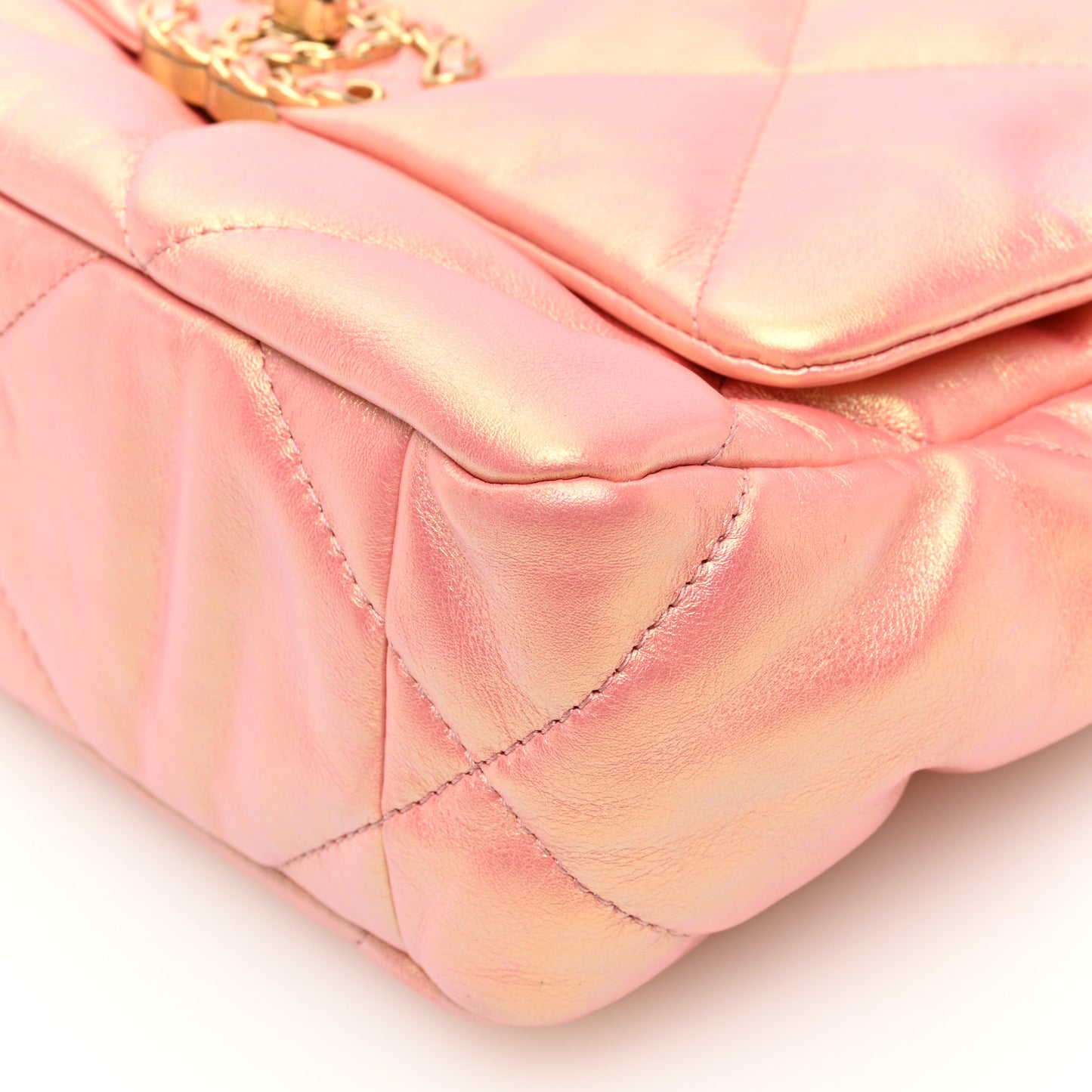 Iridescent Calfskin Quilted Medium Chanel 19 Flap Pink