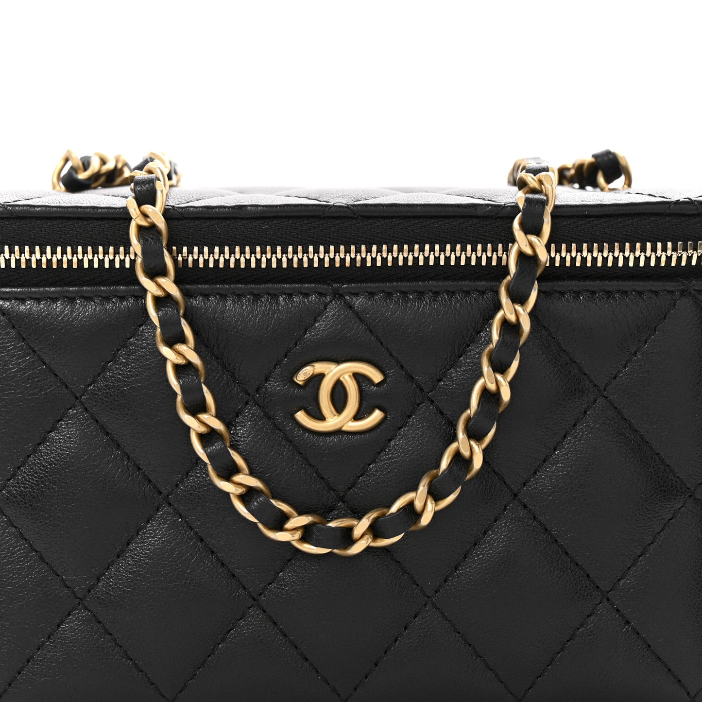 Lambskin Quilted Small Pearl Crush Vanity Case With Chain Black