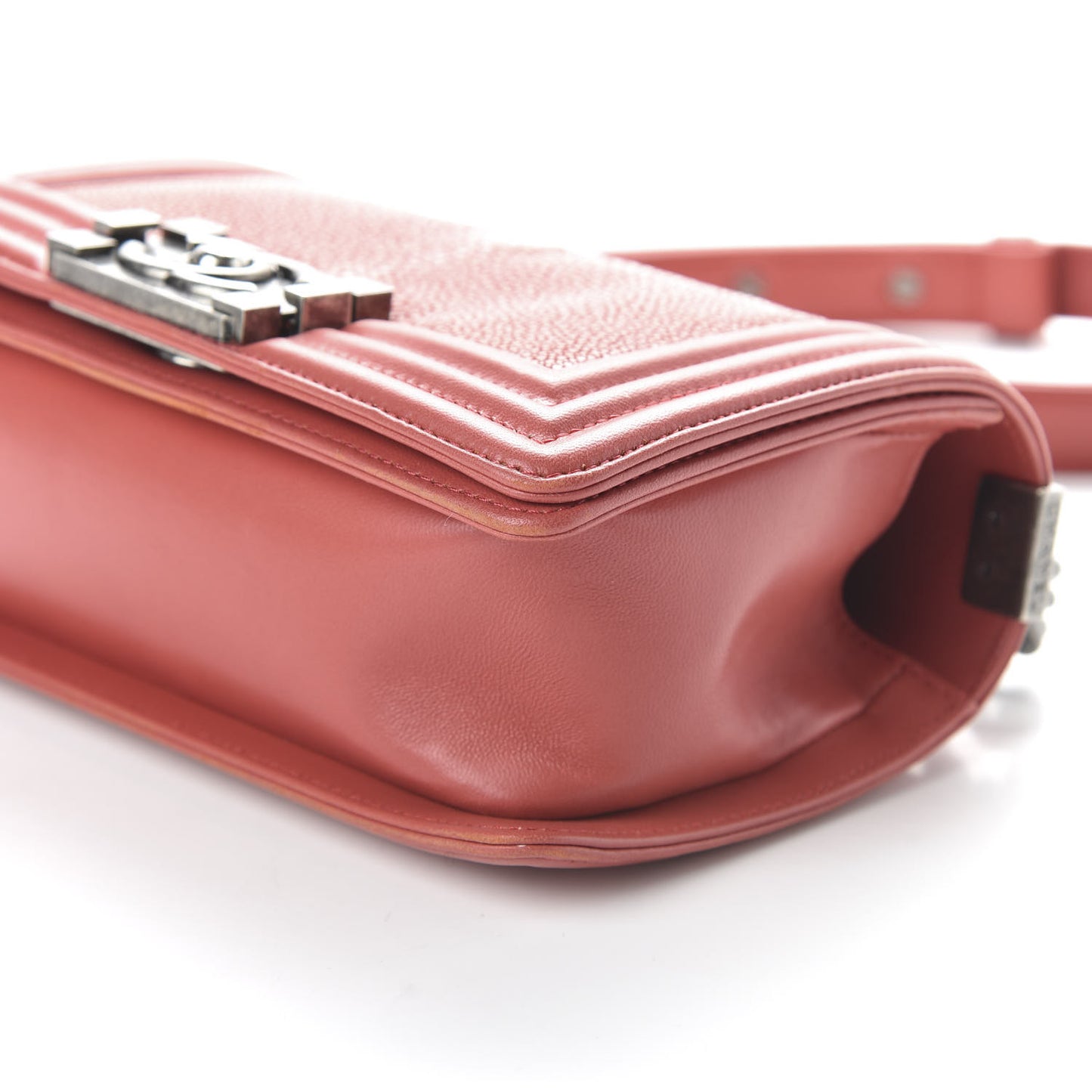 Galuchat Stingray Small Boy Flap Red