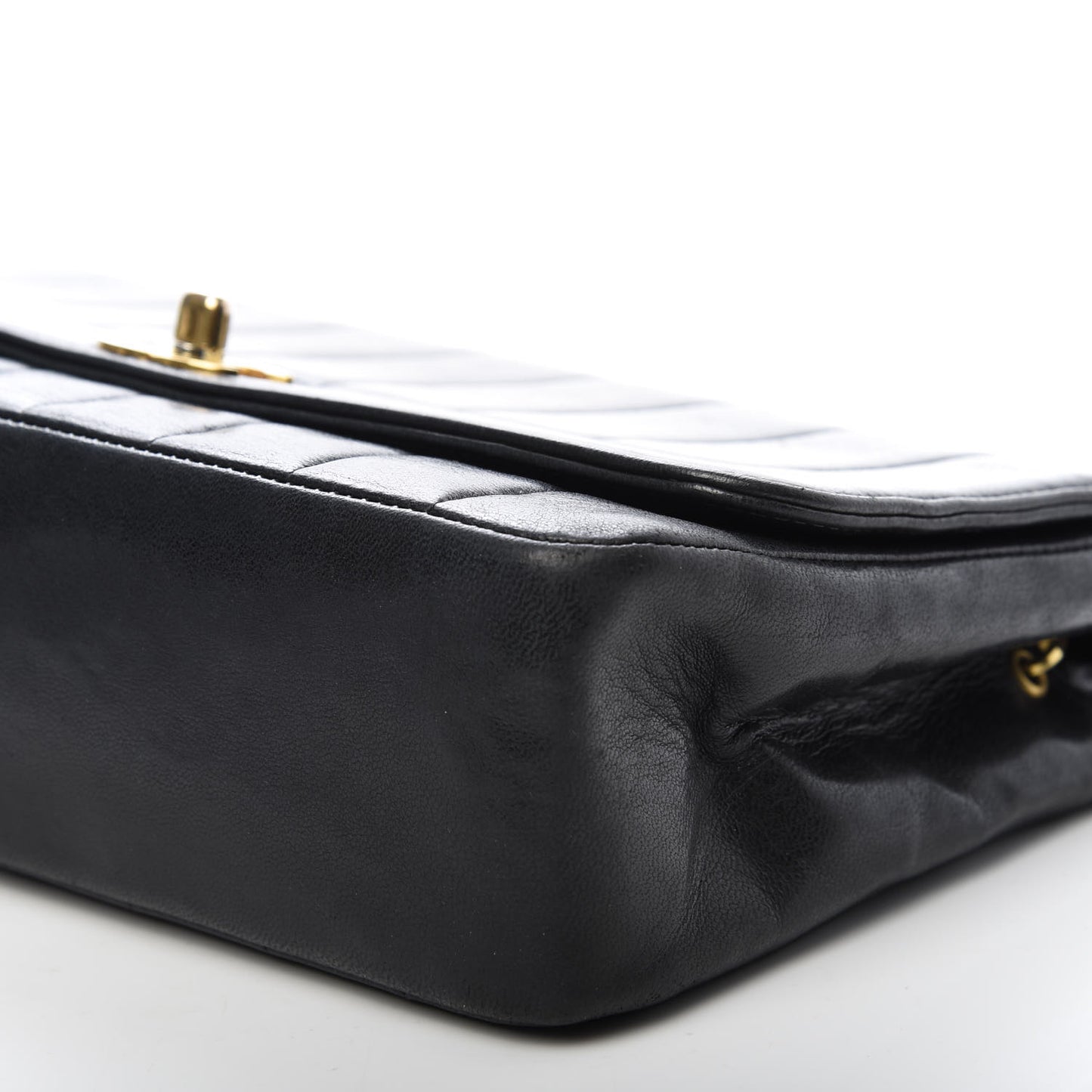Lambskin Vertical Quilted Medium Single Flap Black