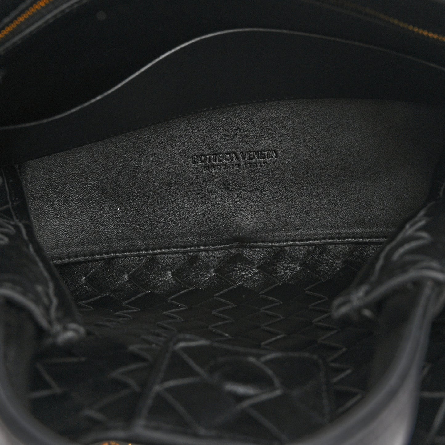Nappa Intrecciato Small Andiamo Shoulder Bag Black