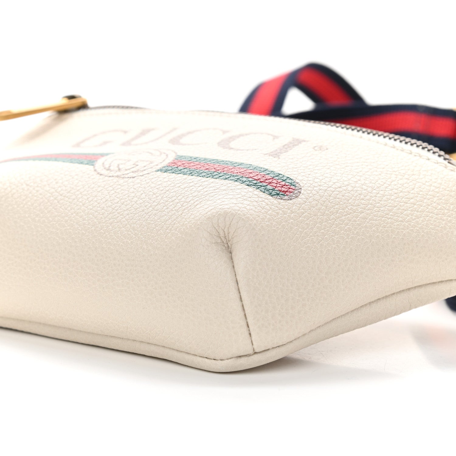 Gucci Grained Calfskin Small Logo Belt Bag White 9 of 9