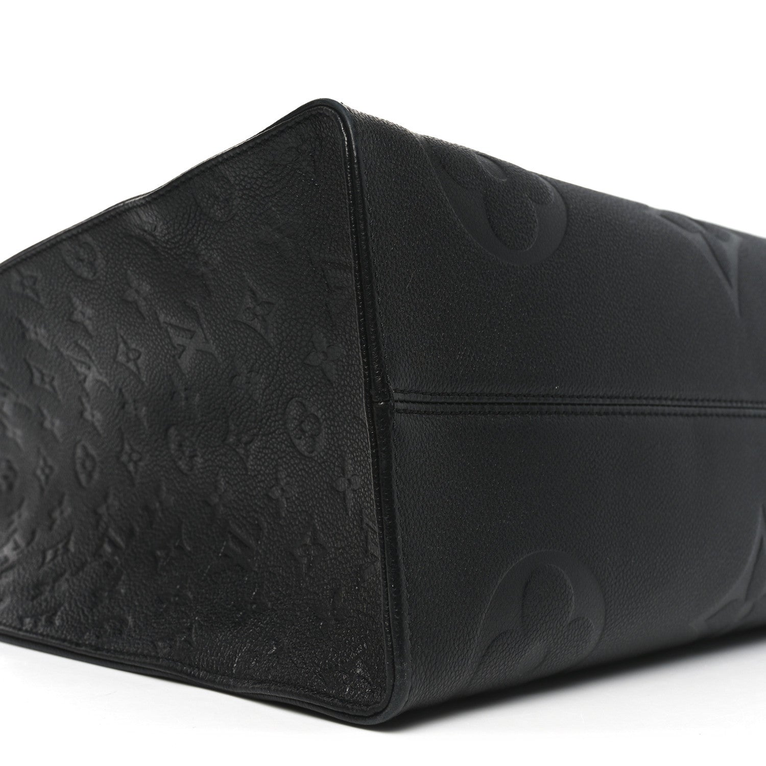 Louis Vuitton Empreinte Monogram Giant Onthego GM Black 8 of 9