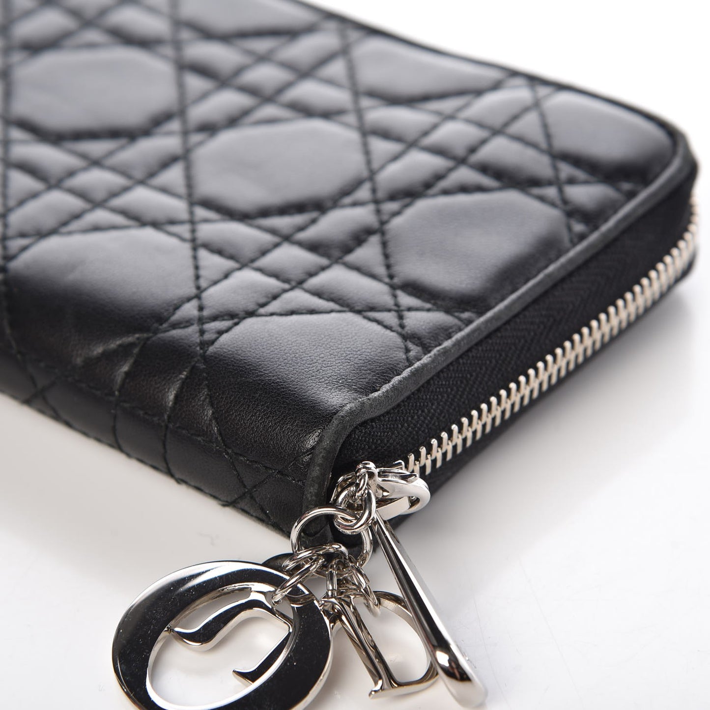 Lambskin Cannage Voyageur Wallet Black