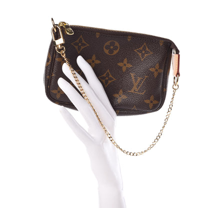 Louis Vuitton Monogram Mini Pochette Accessories 2 of 9