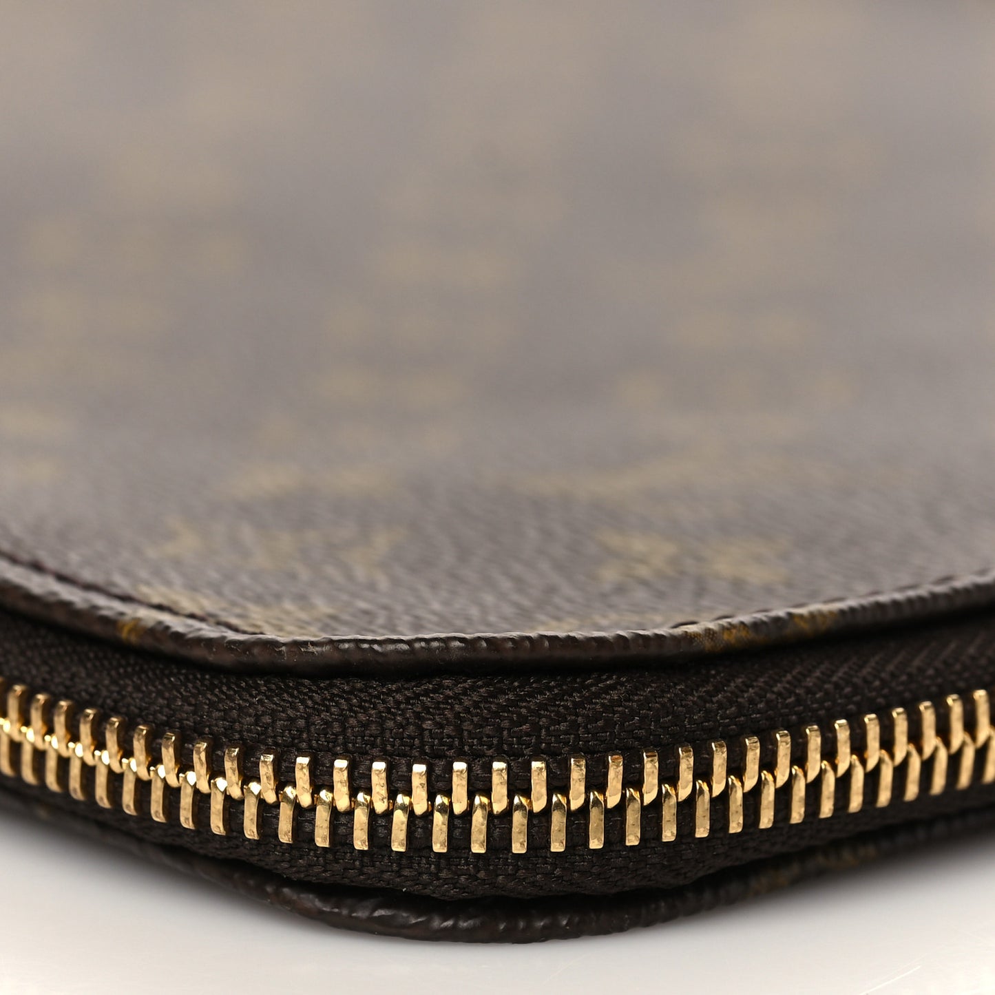 Monogram Poche Documents Portfolio Case 39