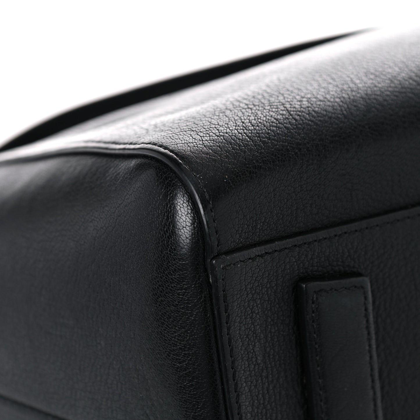 Sugar Goatskin Medium Antigona Black