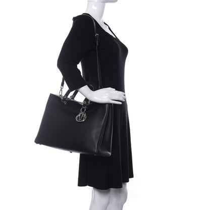 Christian Dior Smooth Calfskin Large Diorissimo Tote Black Rose Poudre 2 of 14