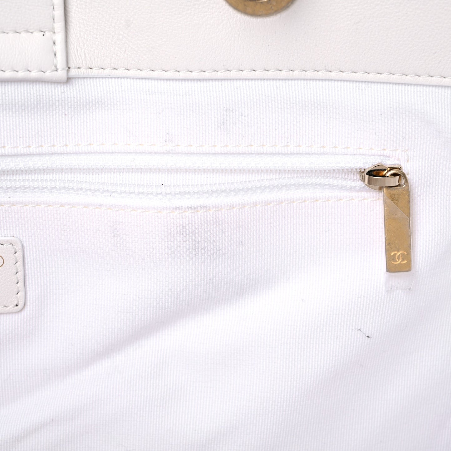 Lambskin Quilted Large Classic Shopping Tote White