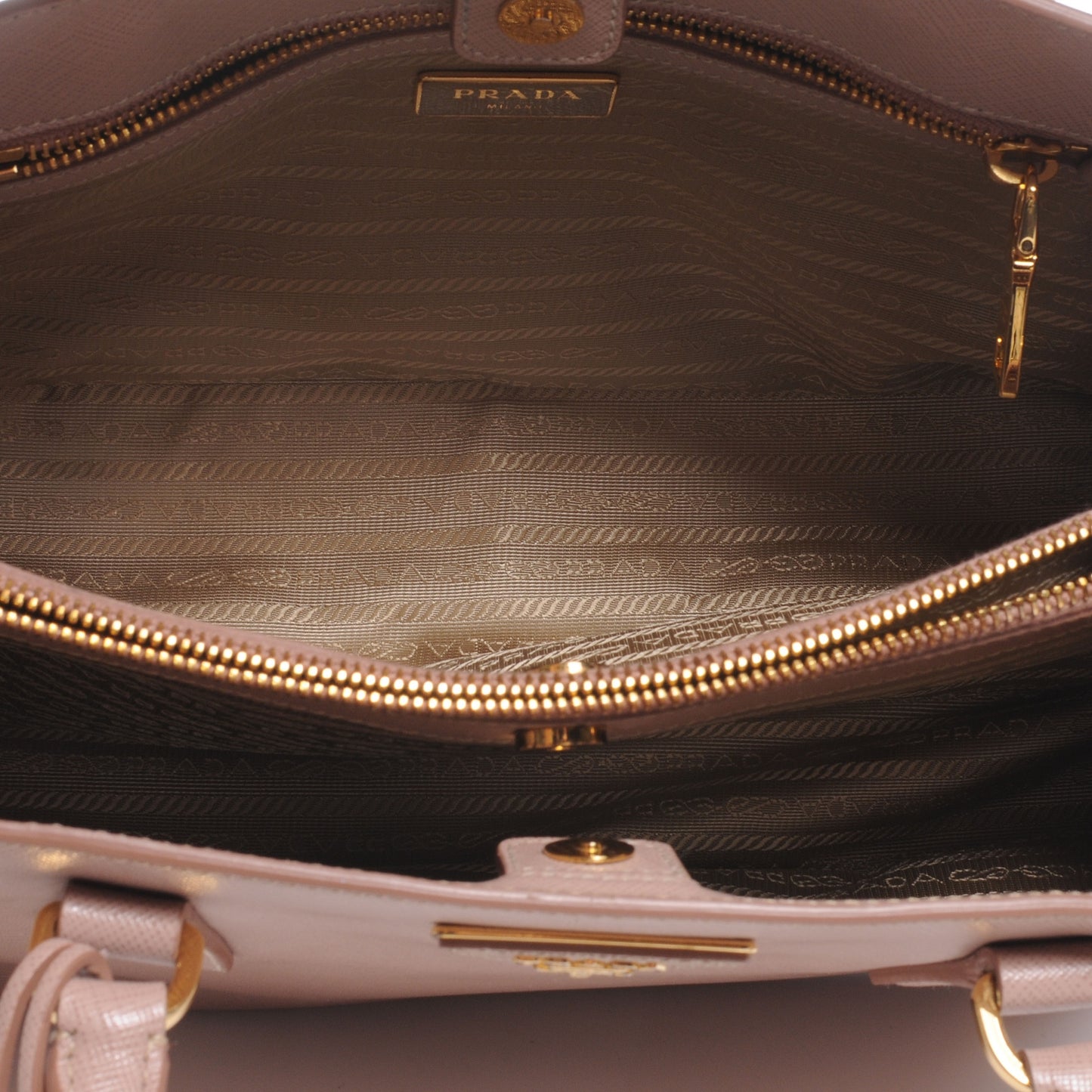 Saffiano Lux Tote Cammeo