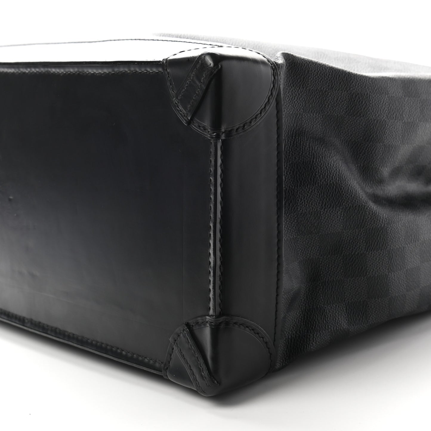 Damier Graphite Steamer