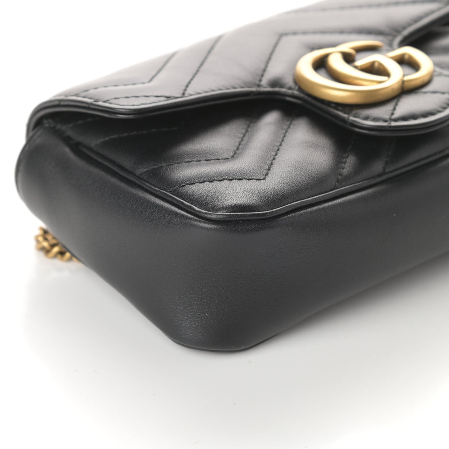 Calfskin Matelasse Super Mini GG Marmont Shoulder Bag Black