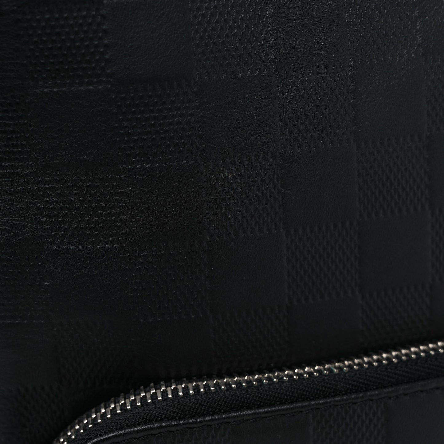 Damier Infini Avenue Sling Bag Onyx