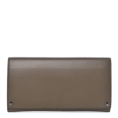 Valentino Garavani Calfskin Rockstud Travel Wallet Army Green 1 of 8