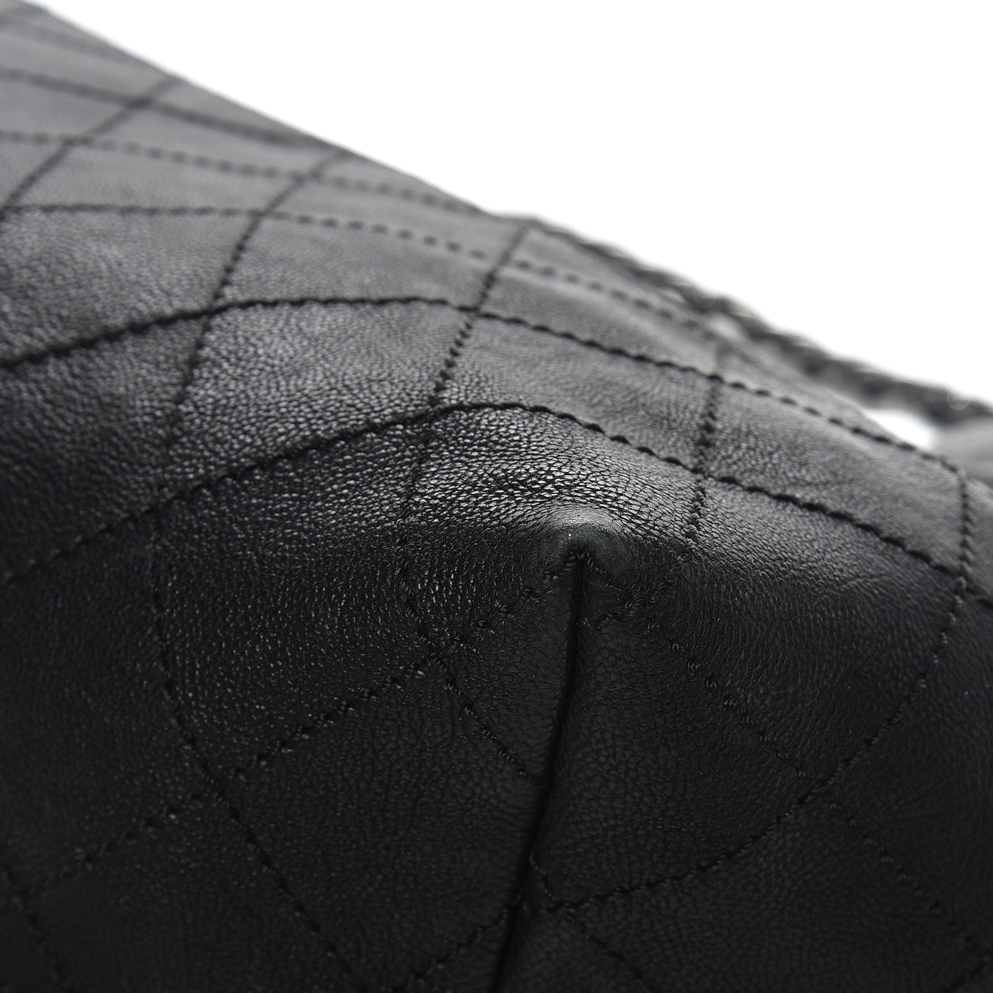 Distressed Caviar XL Coco Cabas Black
