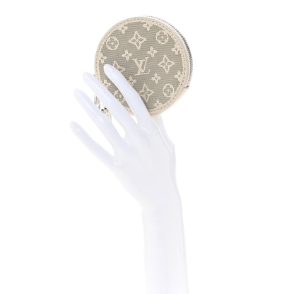 Louis Vuitton Perforated Mahina Round Coin Purse Gris 2 of 7