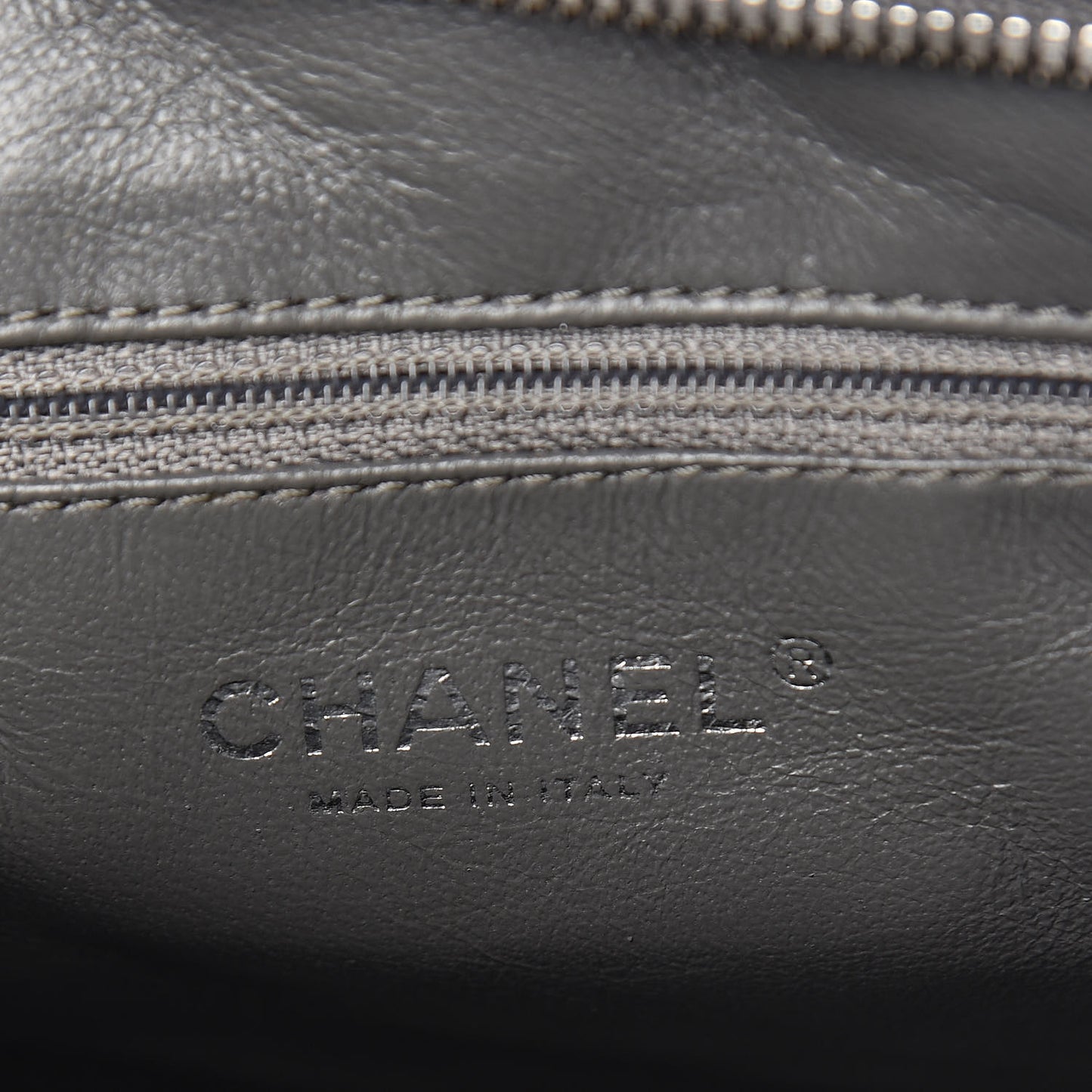 Aged Calfskin Medium Reissue Camera Case Grey