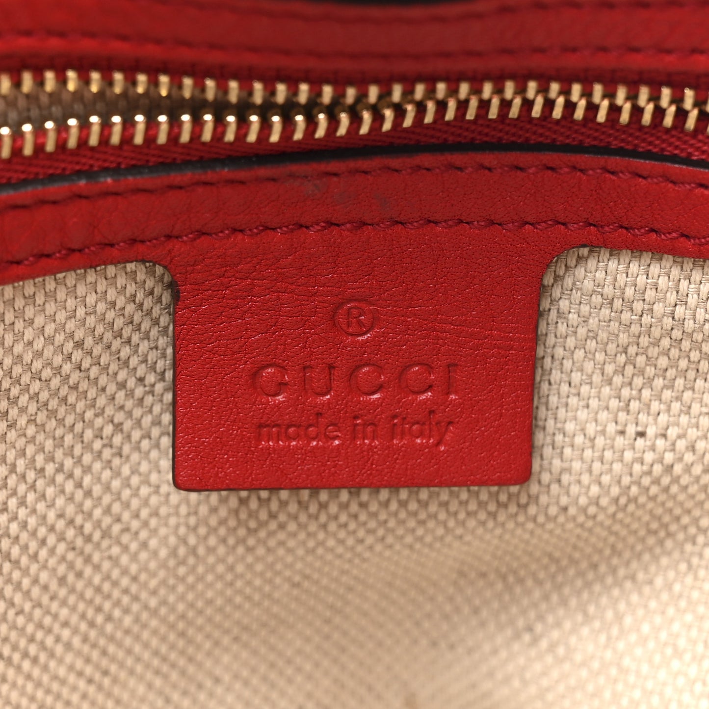 Pebbled Calfskin Medium Soho Chain Shoulder Bag Tabasco Red