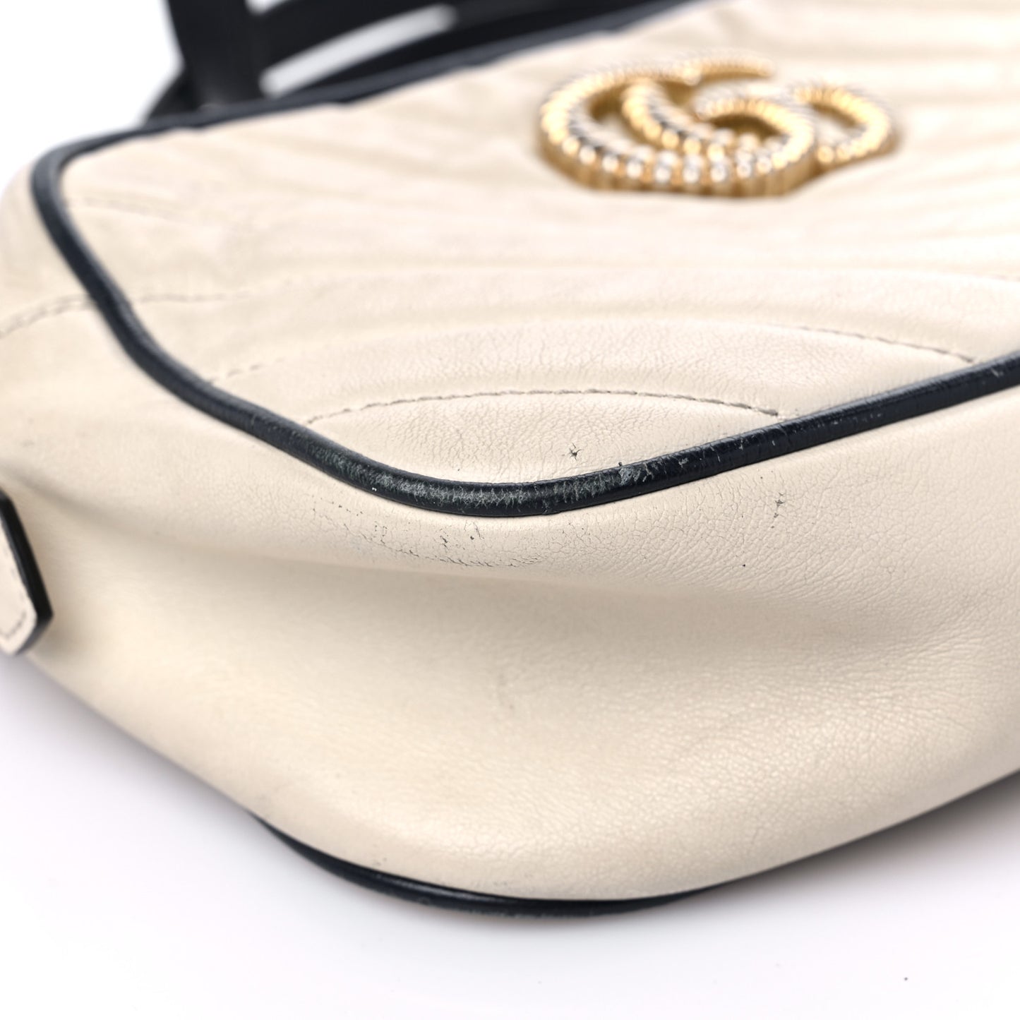 Vintage Effect Calfskin Matelasse Diagonal Small Torchon GG Marmont Chain Shoulder Bag Mystic White Blue Agata