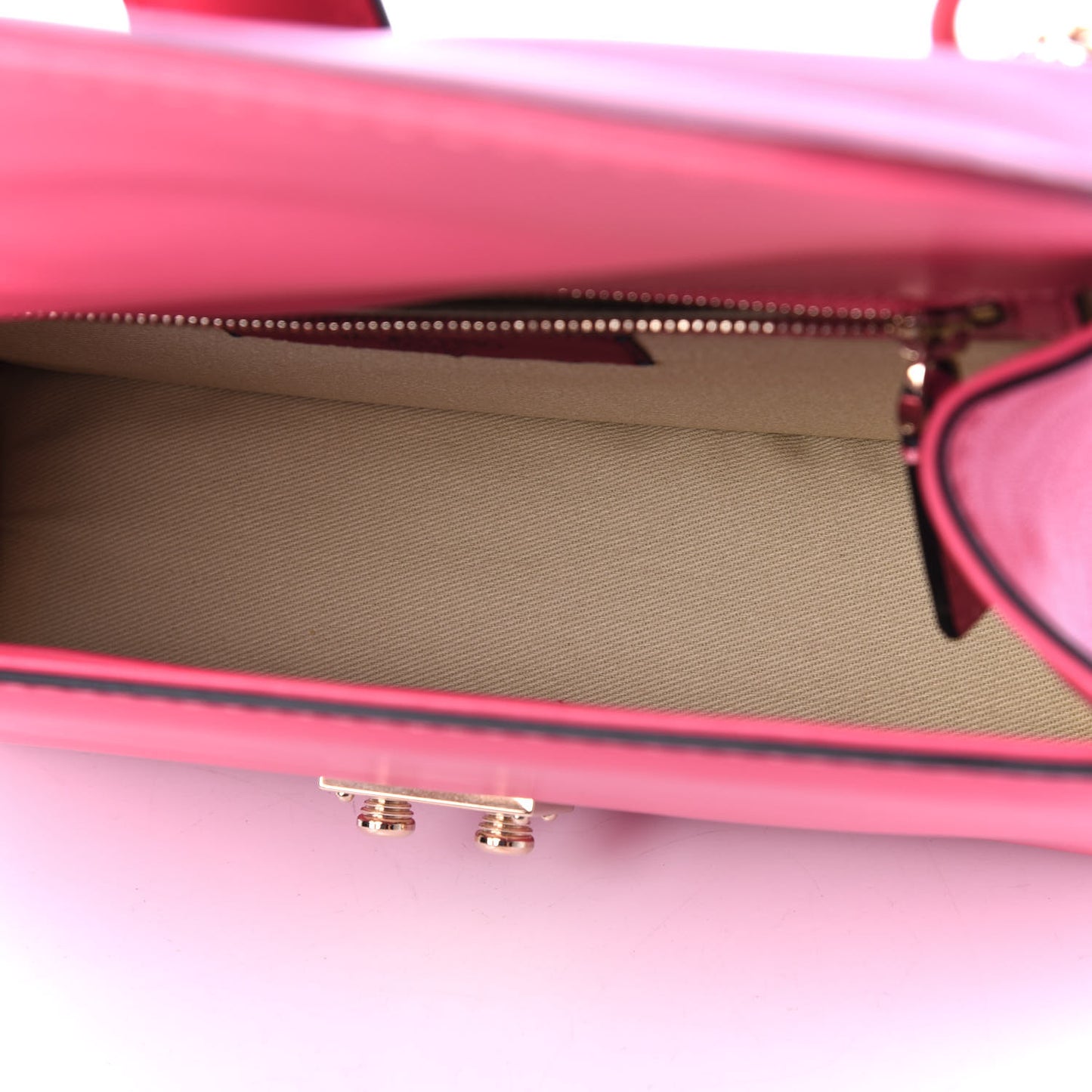 Vitello Medium Glam Lock Rockstud Flap Deep Rose