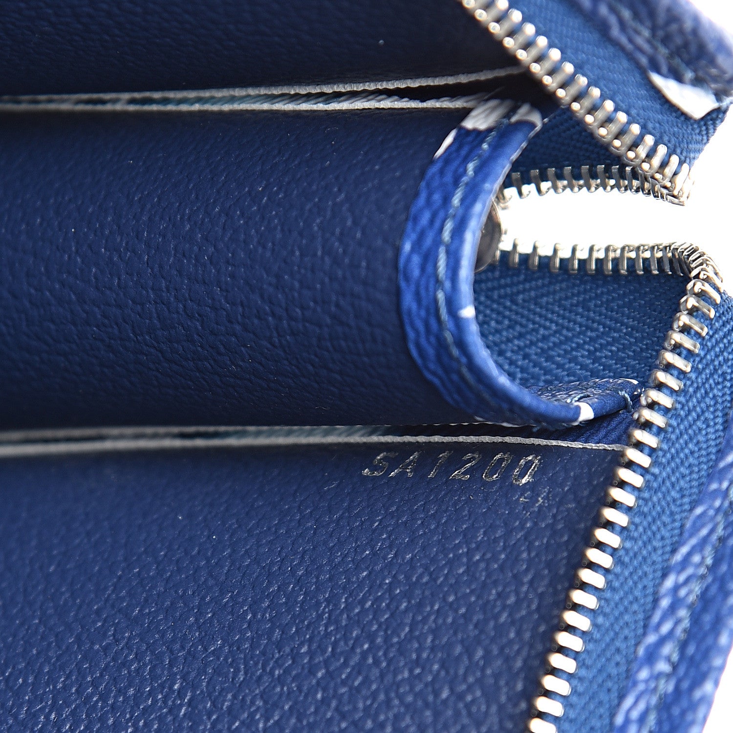 Louis Vuitton Monogram Escale Toiletry Pouch 26 Blue 7 of 7