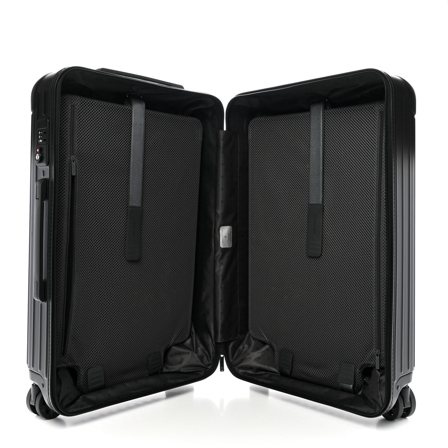Matte Polycarbonate Essential Check-In M Black