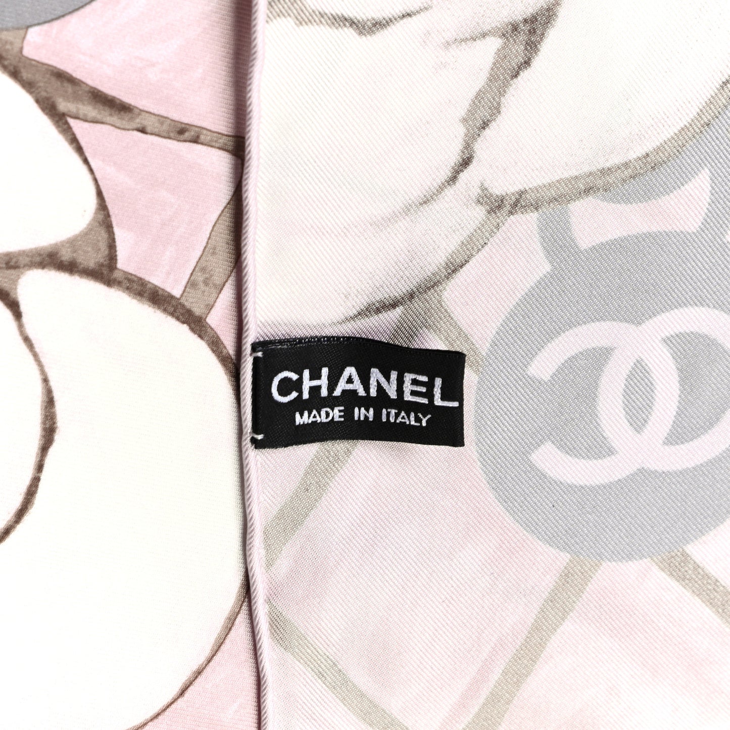 Silk CC Logo Camellia Scarf White Pink