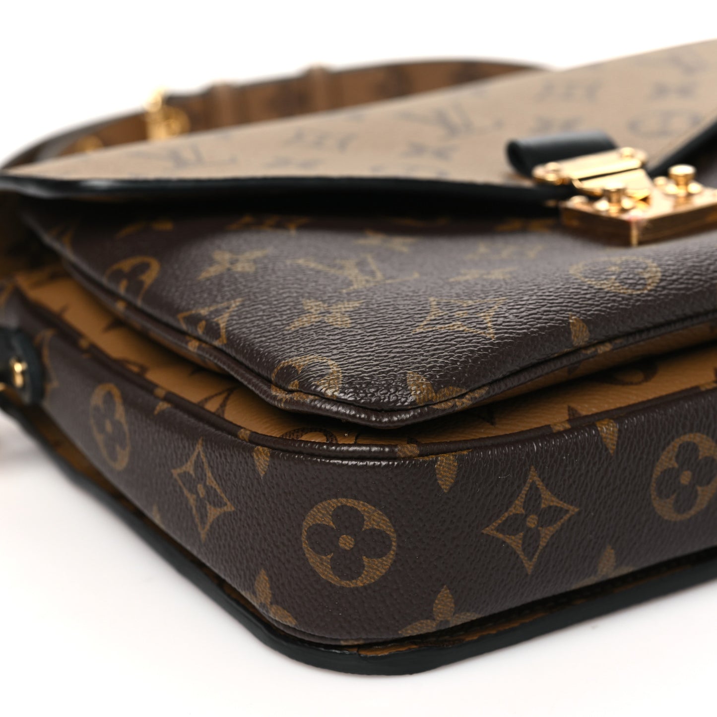 Reverse Monogram Pochette Metis