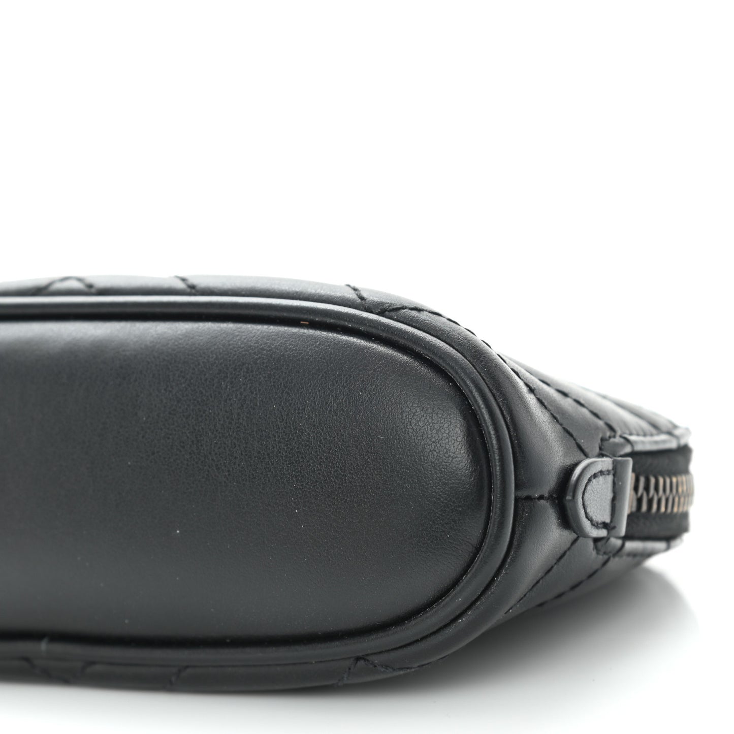 Calfskin Matelasse GG Marmont Pouch Cosmetic Case Black