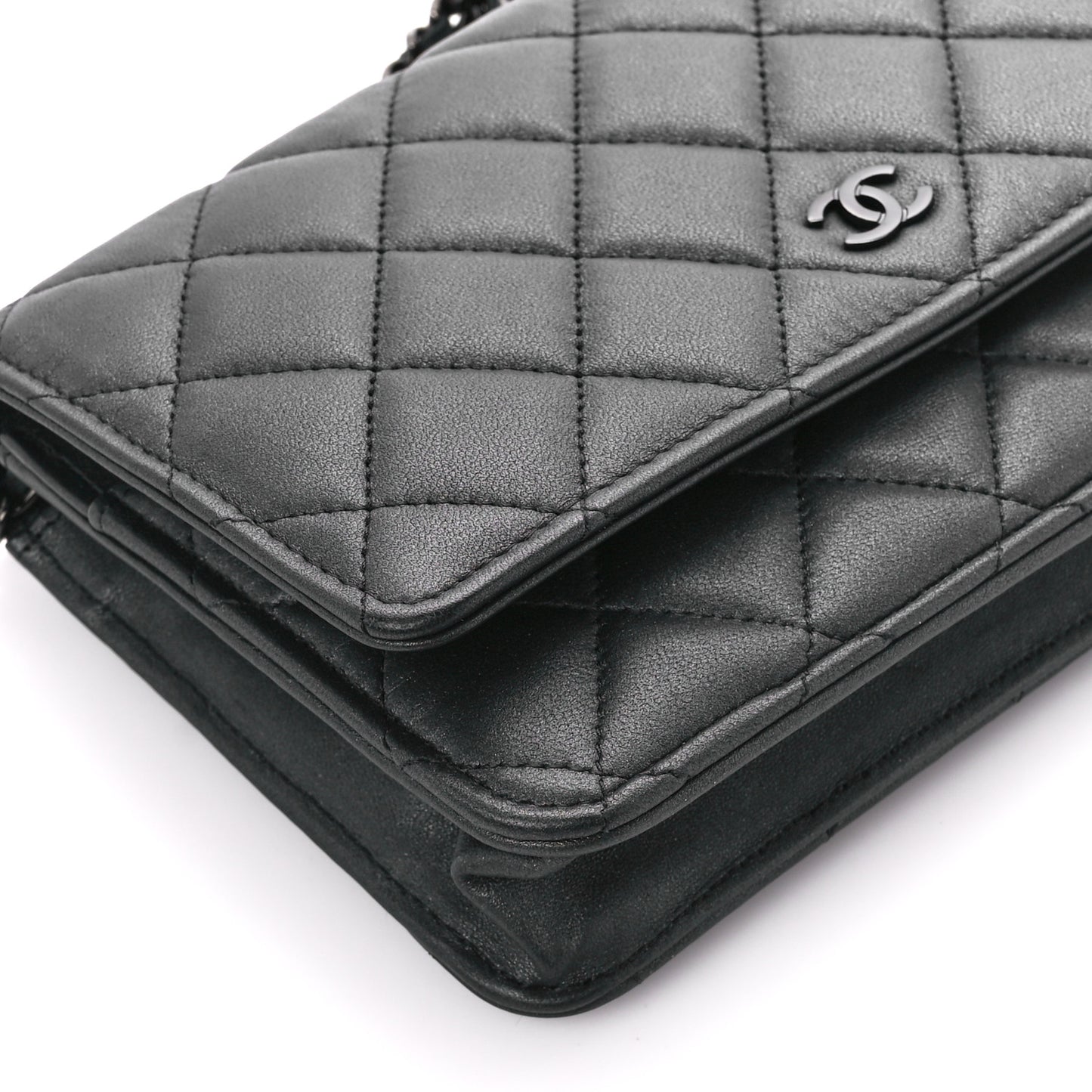 Lambskin Quilted Wallet On Chain WOC So Black