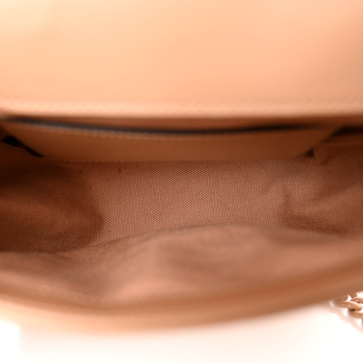 Calfskin Matelasse Monochrome Mini GG Marmont Crossbody Shoulder Bag Camelia Winter Rose