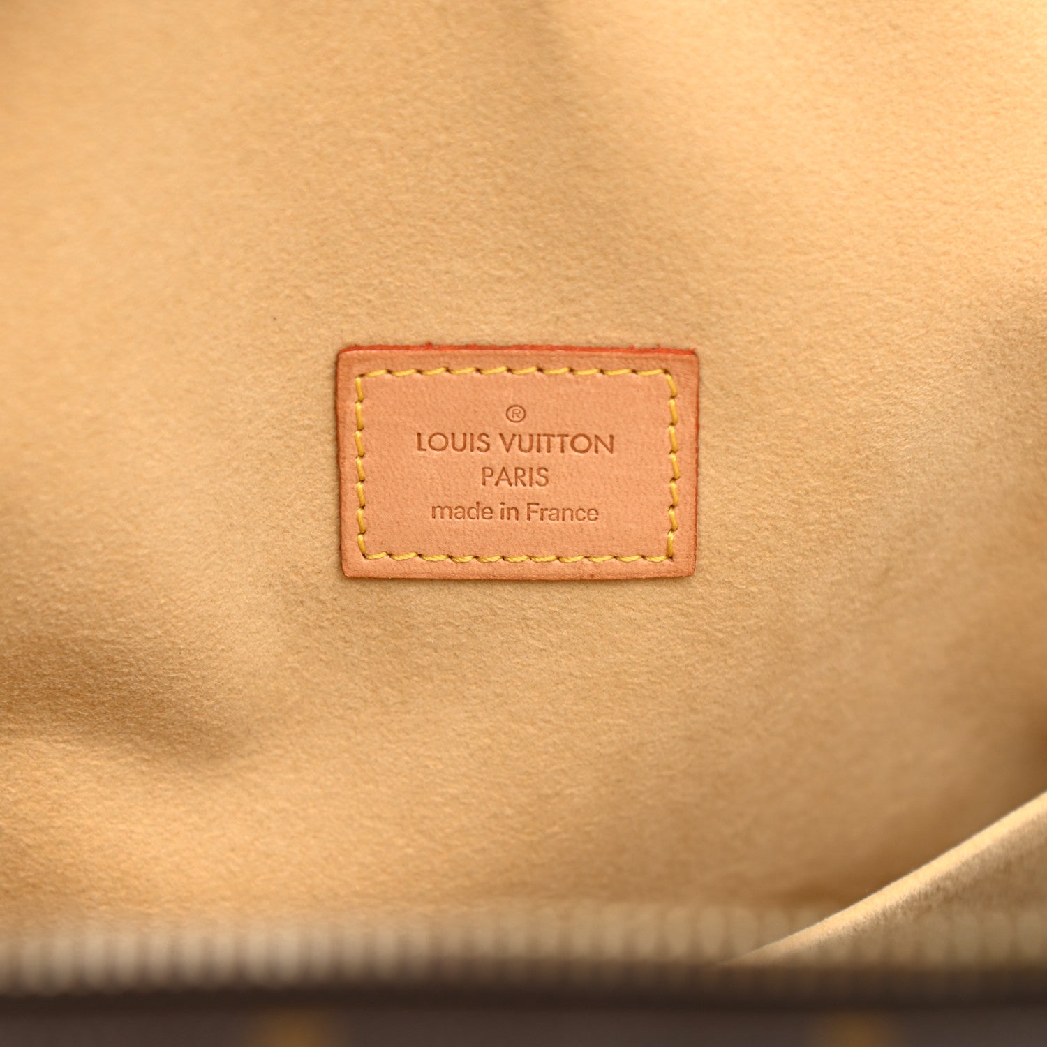 Louis Vuitton Monogram Manhattan GM 6 of 11