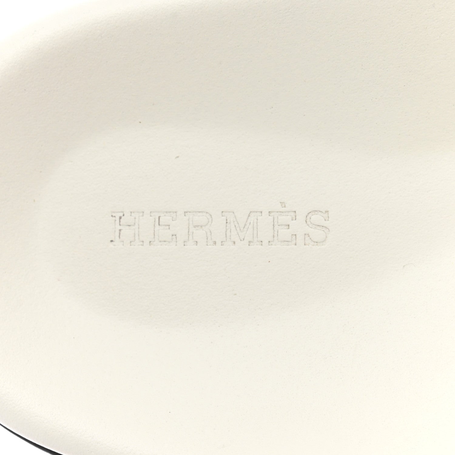 Hermes Calfskin Mens Chypre Sandals 45 White 7 of 24
