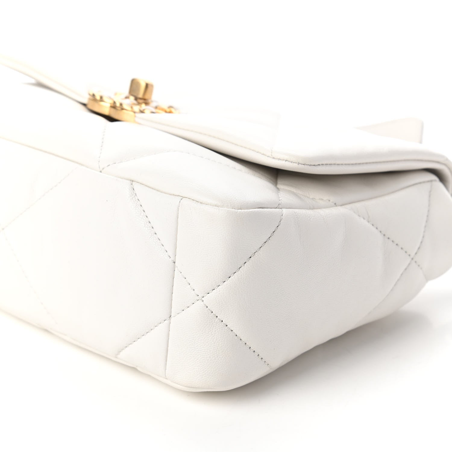 Chanel Goatskin Quilted Medium Chanel 19 Flap White 7 of 10
