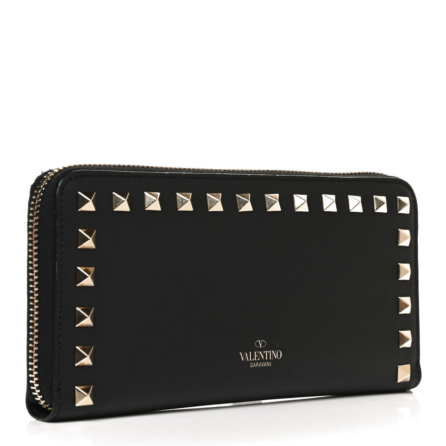 Pebbled Calfskin Rockstud Zip Around Wallet Black