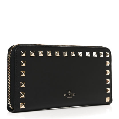 Valentino Garavani Pebbled Calfskin Rockstud Zip Around Wallet Black 3 of 11