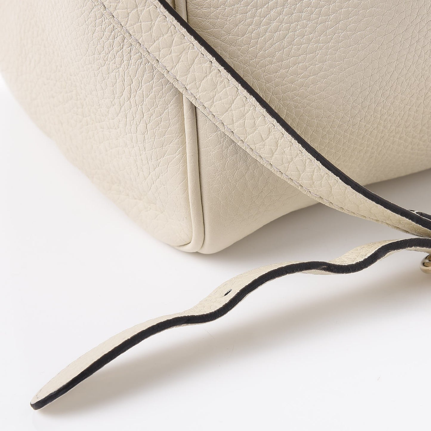 Calfskin Bamboo Medium Shopper Boston Mystic White