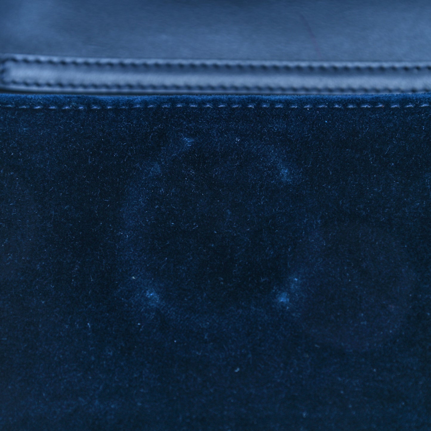 Velvet F is Fendi Wallet on Chain Blue
