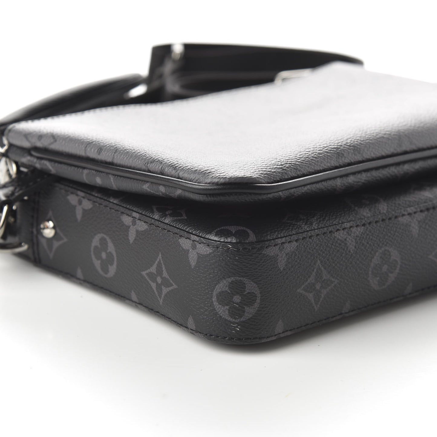 Reverse Monogram Eclipse Trio Messenger