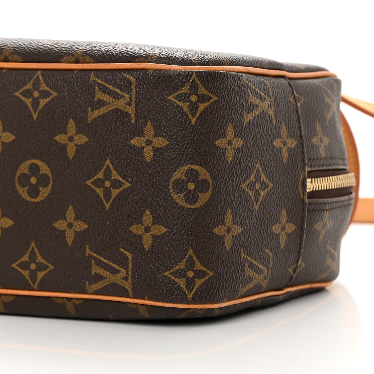 Louis Vuitton Monogram Cite MM 9 of 12