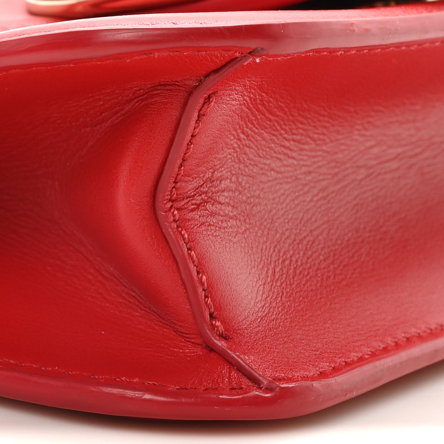 Calfskin Enamel Vlogo Small Loco Shoulder Bag Rouge Pur