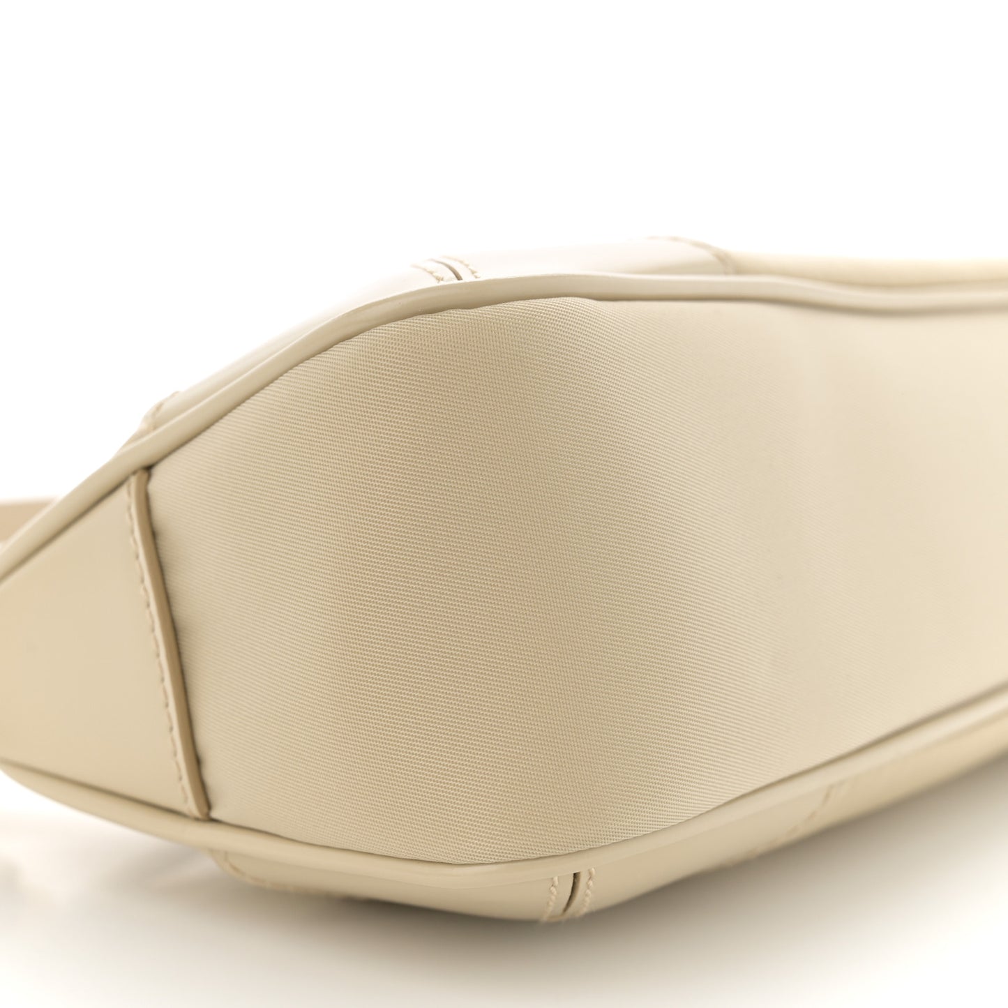 Re-Nylon Spazzolato Re-Edition 2002 Shoulder Bag Deserto