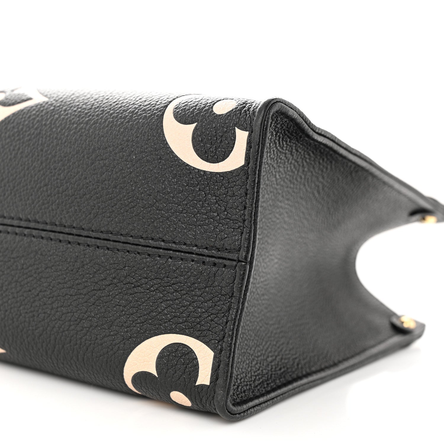 Louis Vuitton Empreinte Monogram Giant Onthego PM Black Beige 9 of 9