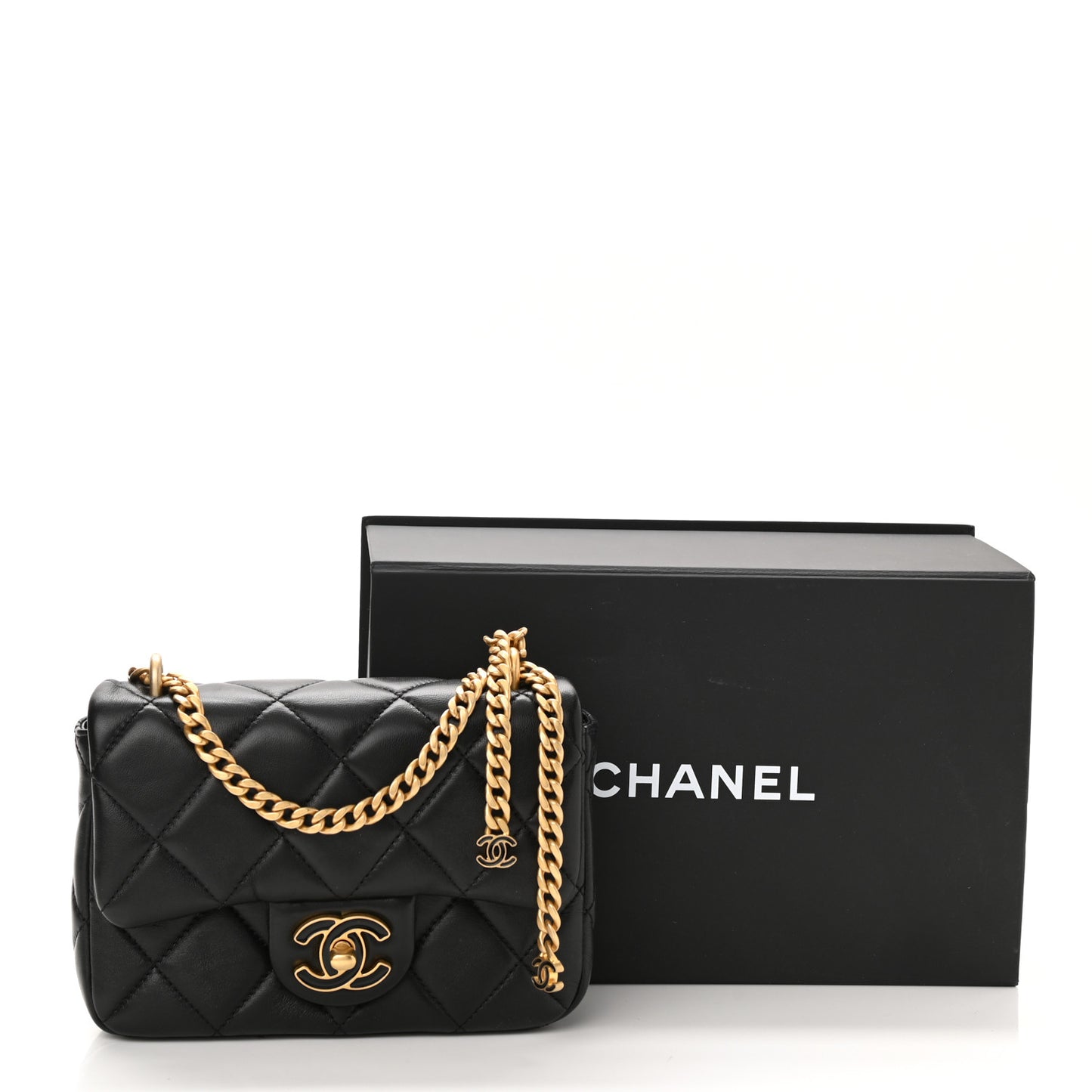 Lambskin Enamel Quilted Mini Pending CC Square Flap Black
