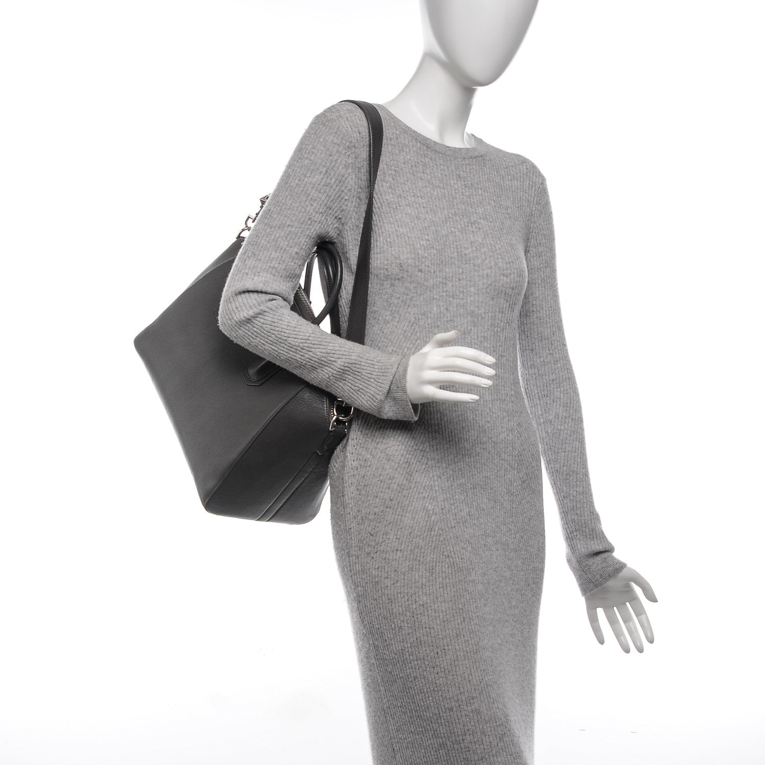 Givenchy Sugar Goatskin Medium Antigona Dark Grey 2 of 16